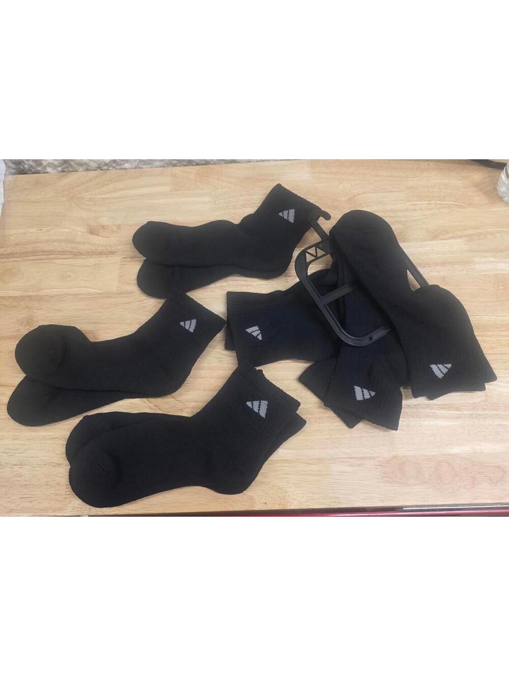 adidas Women's Athletic Cushioned Quarter Socks with Arch Compression, Medium